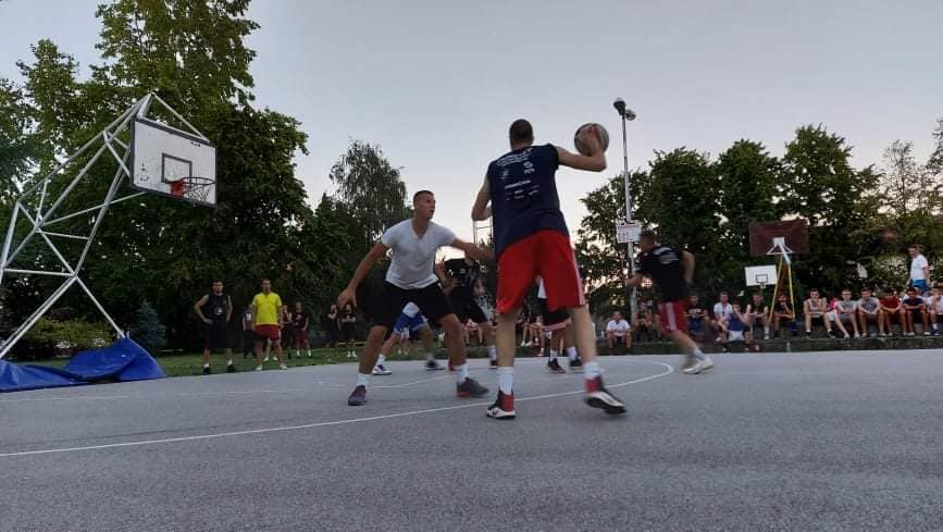 Đakovački festival ulične košarke privukao preko 120 natjecatelja