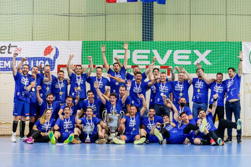 Zagrebu naslov, Europa Nexeu, Poreču i Sesvetama