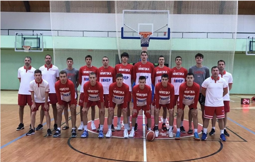 Juniori na Rogli nakon produžetka poraženi od Slovenije