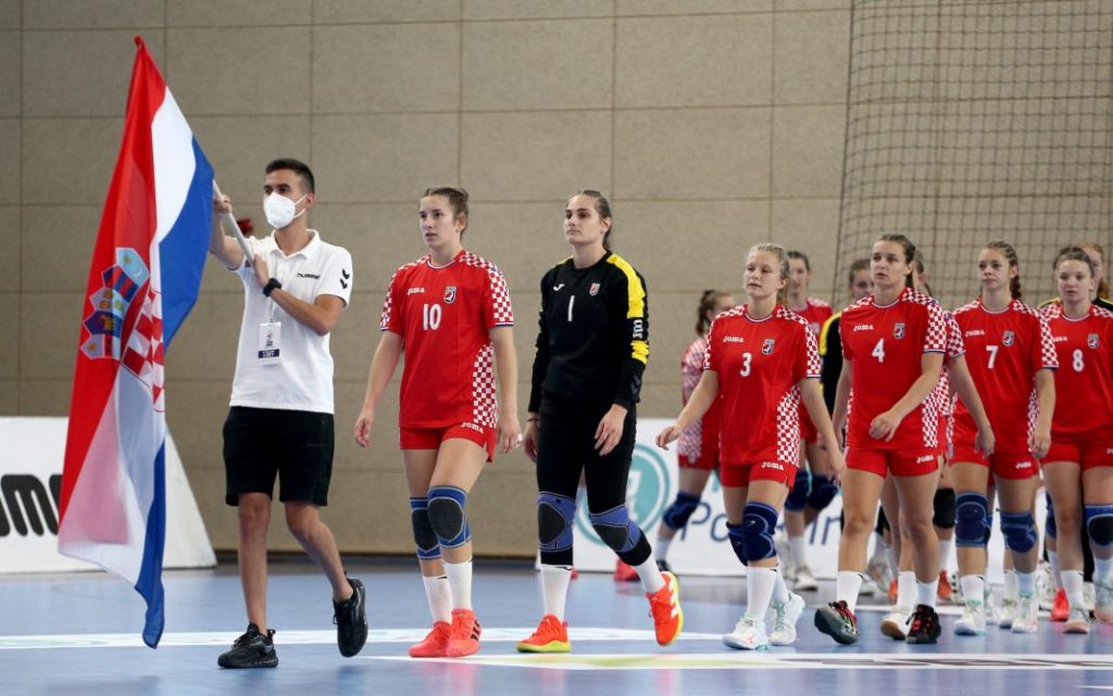 Kadetkinje – W17 EHF EURO: Sjajna igra i pobjeda protiv Švedske