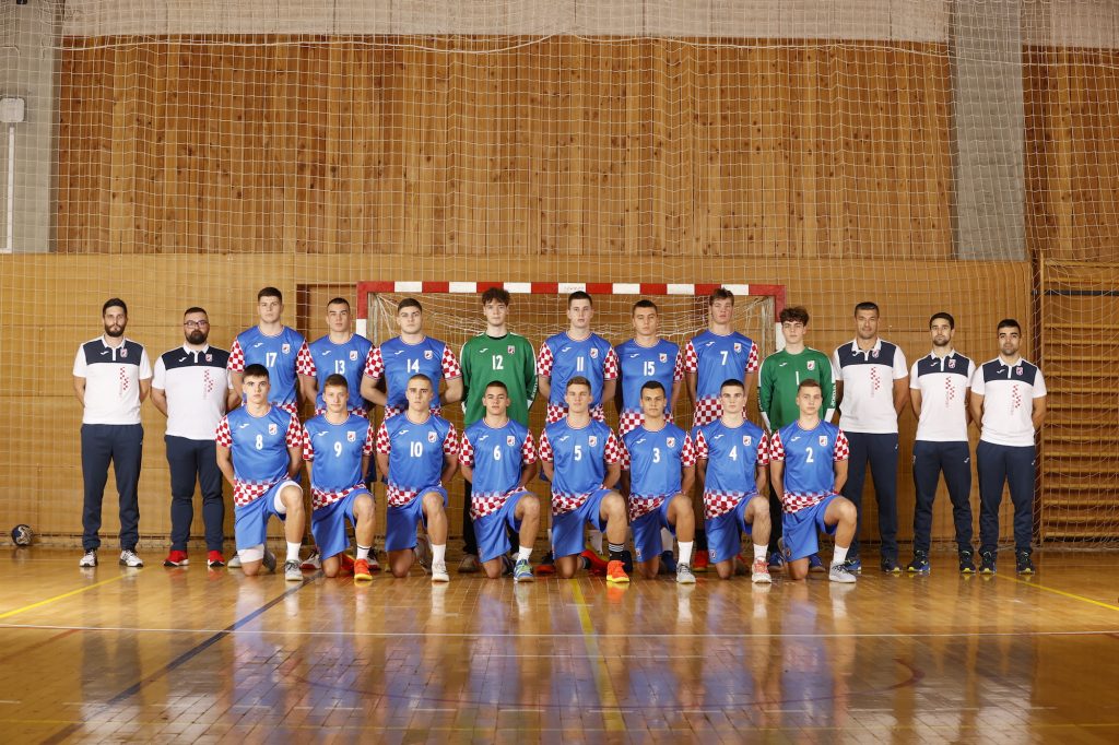 Okupili se rukometni kadeti za kratke pripreme i turnir u Francuskoj