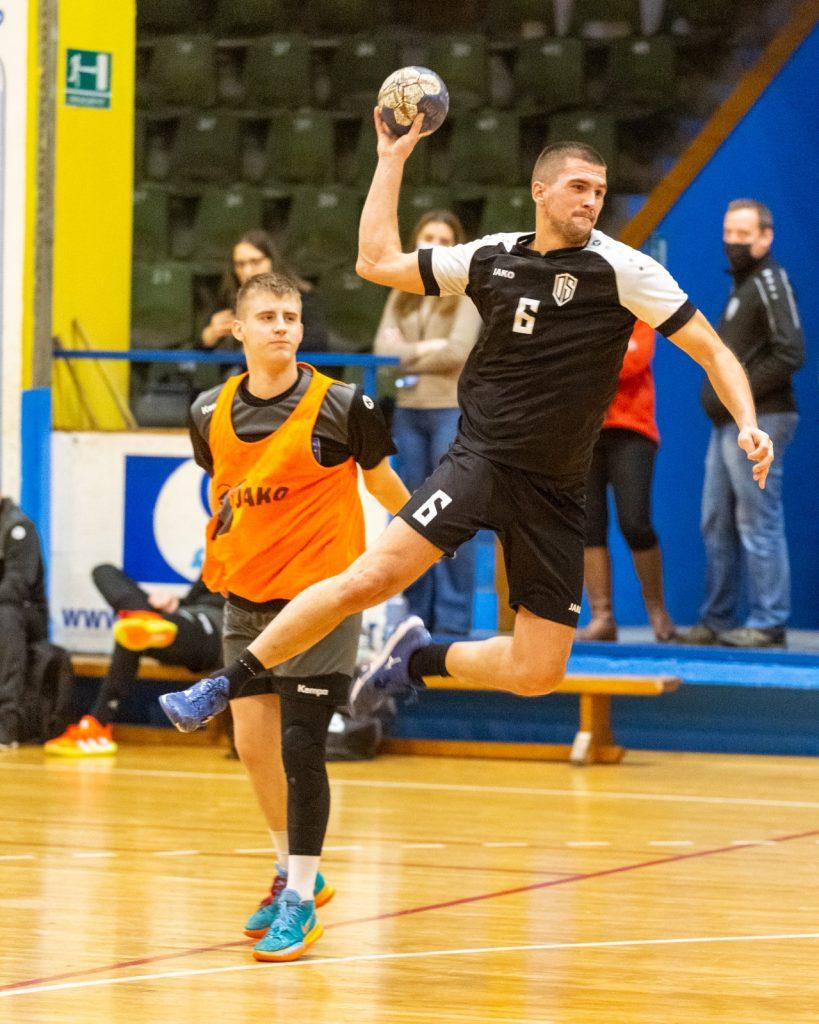 Osijek i dalje neumoljivo drži vrh ljestvice, Đakovo uvjerljivo, a Požega bez pobjednika