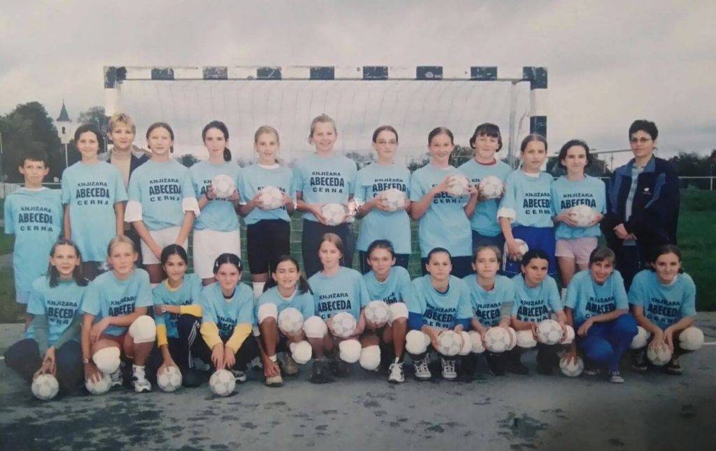 Dvadeset godina rukometa u Cerni