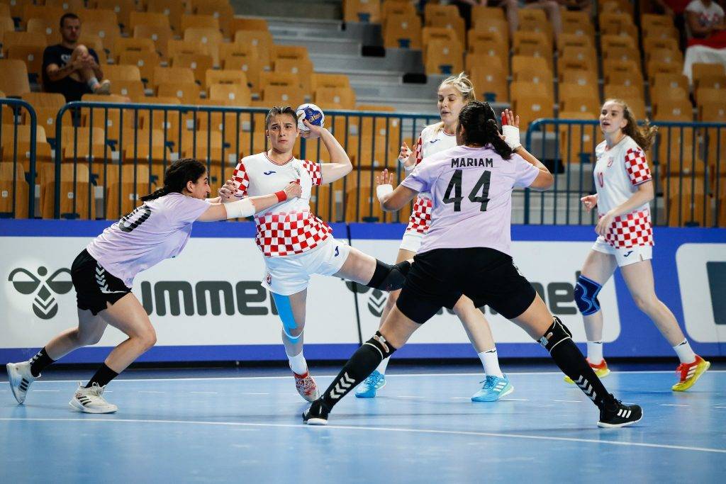 Juniorke bez četvrtfinala nakon poraza od Mađarske i pobjede Švicarske