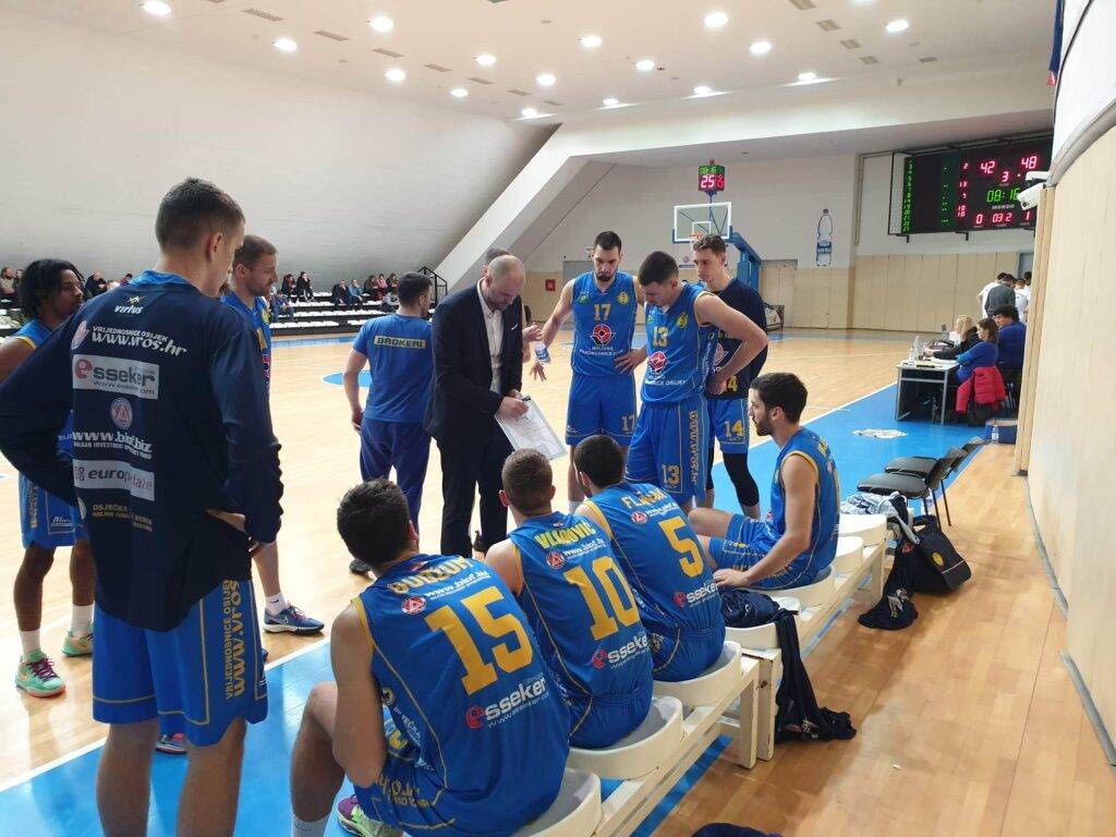 Slavlje Brokera na gostovanju kod Sonica