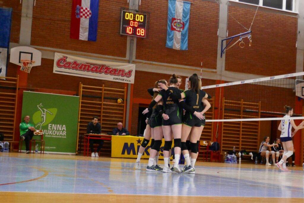 Superliga: Vukovarkama tijesna pobjeda za oproštaj od domaće publike, Mursaši bez izgubljenog seta u Splitu!