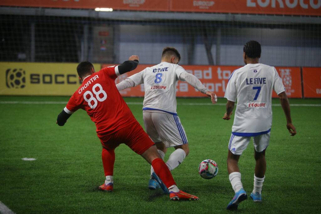 Novak u socca reprezentaciji je mladi Vinkovčanin Marko Pest-Mudvajl