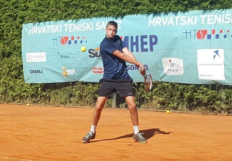 Fran Rakonić i Nera Tešankić u finalu juniorskog ITF turnira u Sarajevu