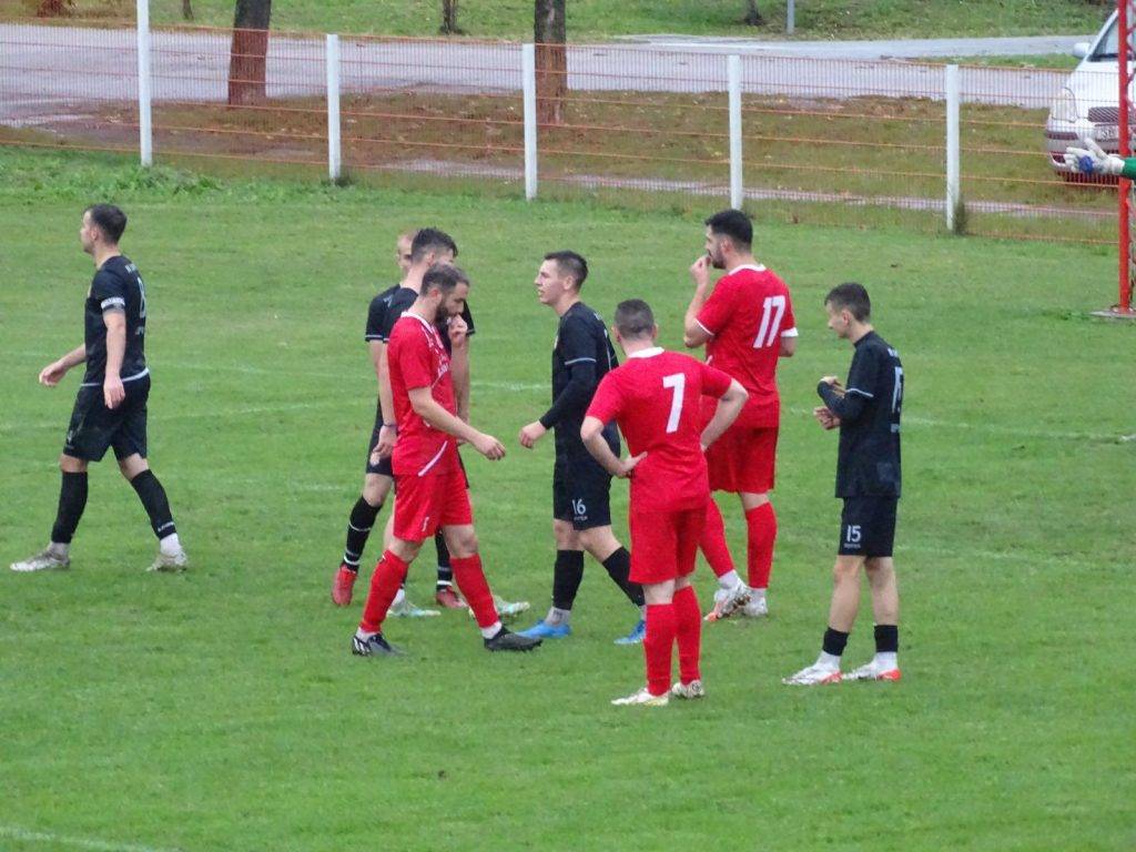 Nedjeljna uzbuđenja u 1. ŽNL BPŽ: Domaće slavlje Slavonca Gunjavci/Drežnik, golijada u Brodskom Stupniku!
