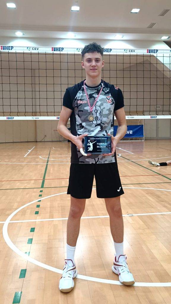 Požežanin Gabriel Šunjo je najbolji srednji bloker u RH