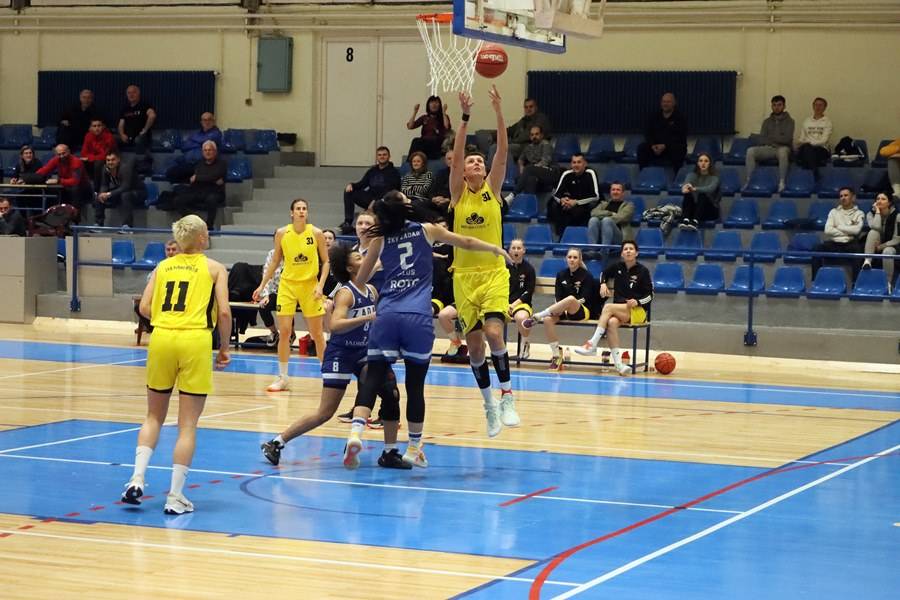 Plamene uvjerljivom pobjedom najavile završnicu kupa