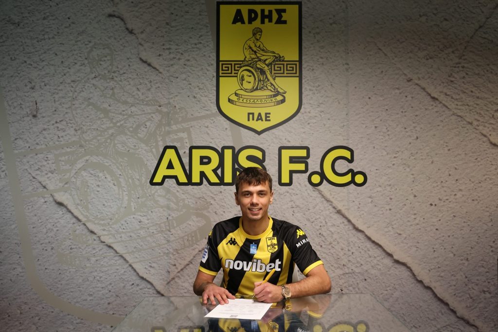 Špikić i službeno u Arisu, Grci na ljeto imaju opciju otkupa